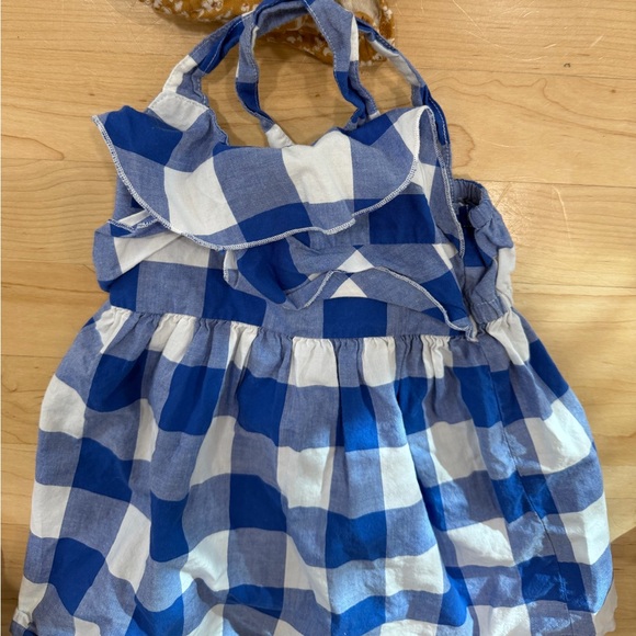 Set of 4 Baby Rompers and Dresses - Picture 5 of 9